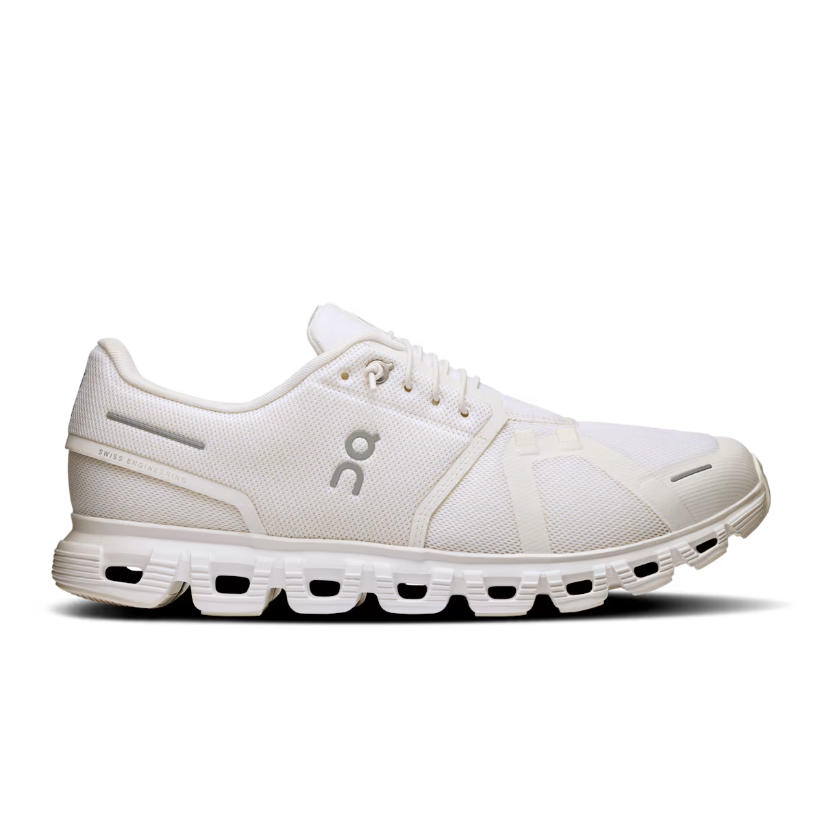 Running Cloud 6 — White White