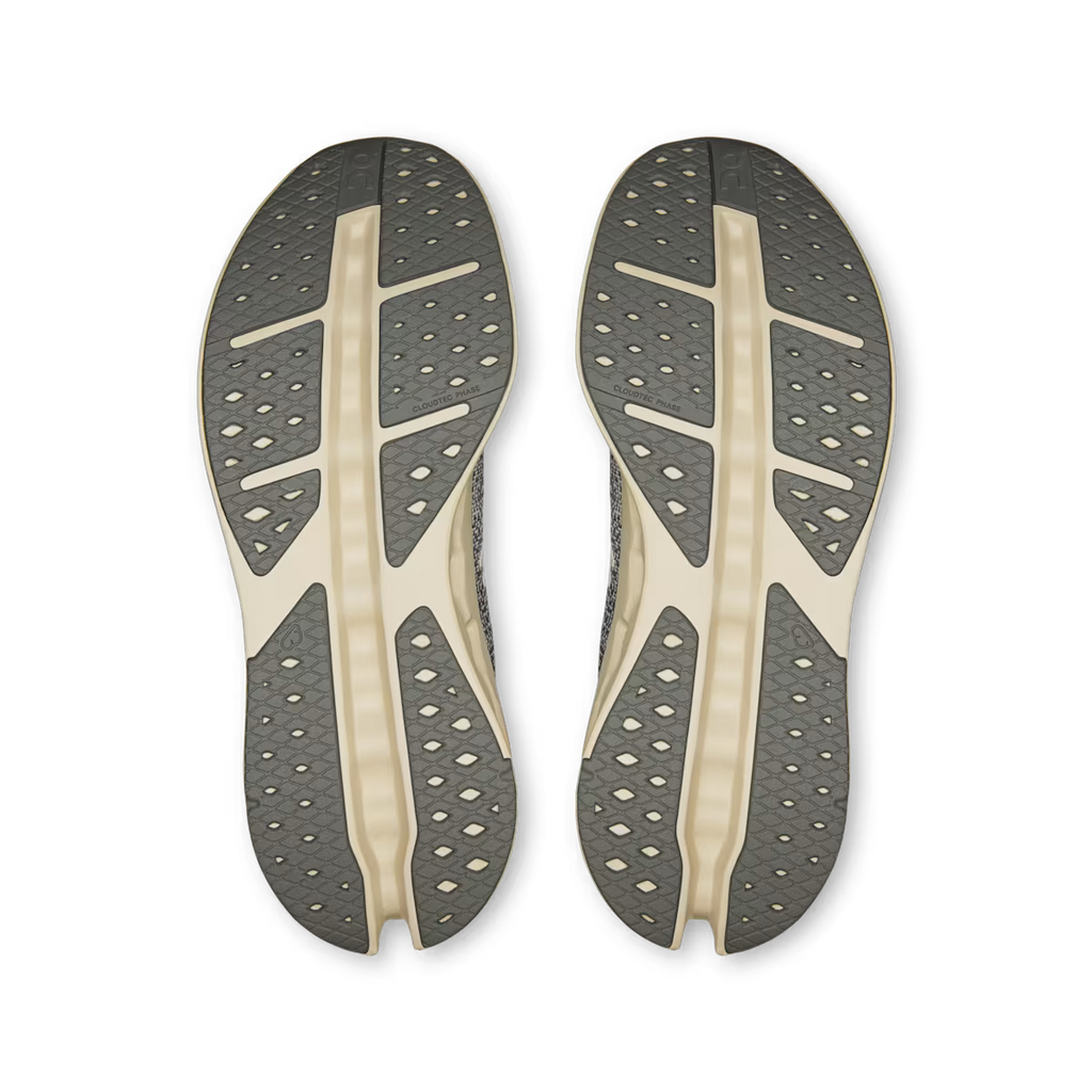 Running Cloudsurfer Max — Asphalt Ice