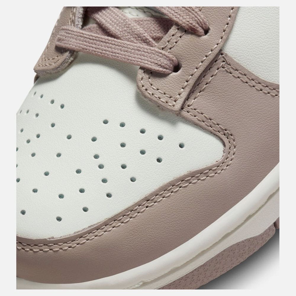 Dunk Low Womens Lifestyle Shoe - Sail/Plum Eclipse/Diffused Taupe