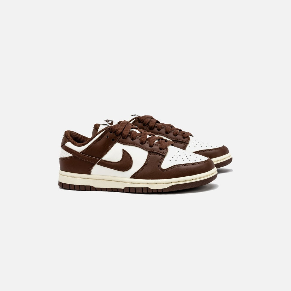 Dunk Low Cacao Wow Womens Lifestyle Shoe - Brown/White